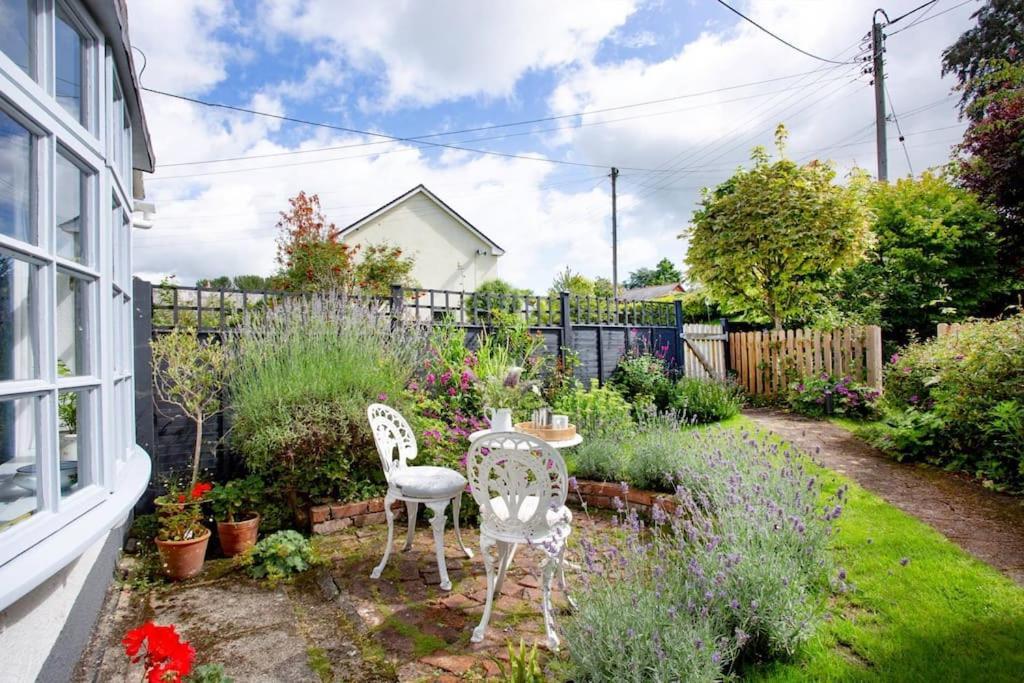 Orchard Cottage Sidmouth Exterior photo